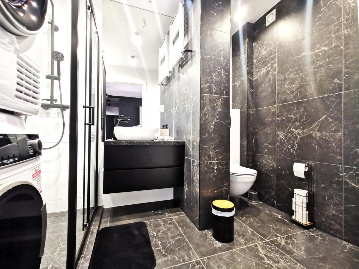 Gliniana Apartment ~ Self Check-In 24H ~ Lift 브로츠와프 외부 사진